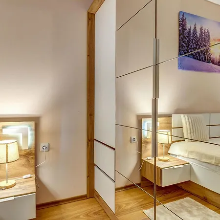Cozy Evrika 2 Mountain With Free Parking By Flat Manаger * Pamporovo